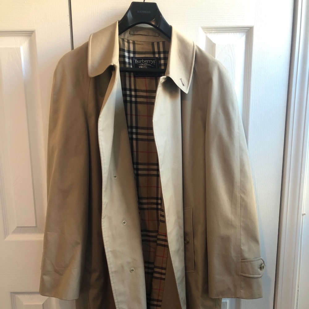 Vintage Beige/Tan Burberry Trench Coat